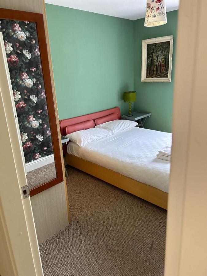 Modern 4 Bedroom House Ring Of Kerry -killarney Сasa de vacaciones *